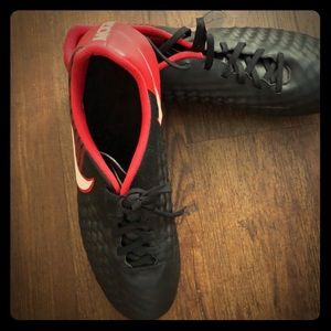 Nike soccer shoes for you’re season and preseason